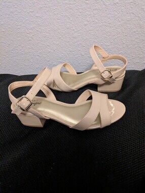 Dexflex Comfort Women’s Low Block Heel Sandals - Nude Sz. 8W